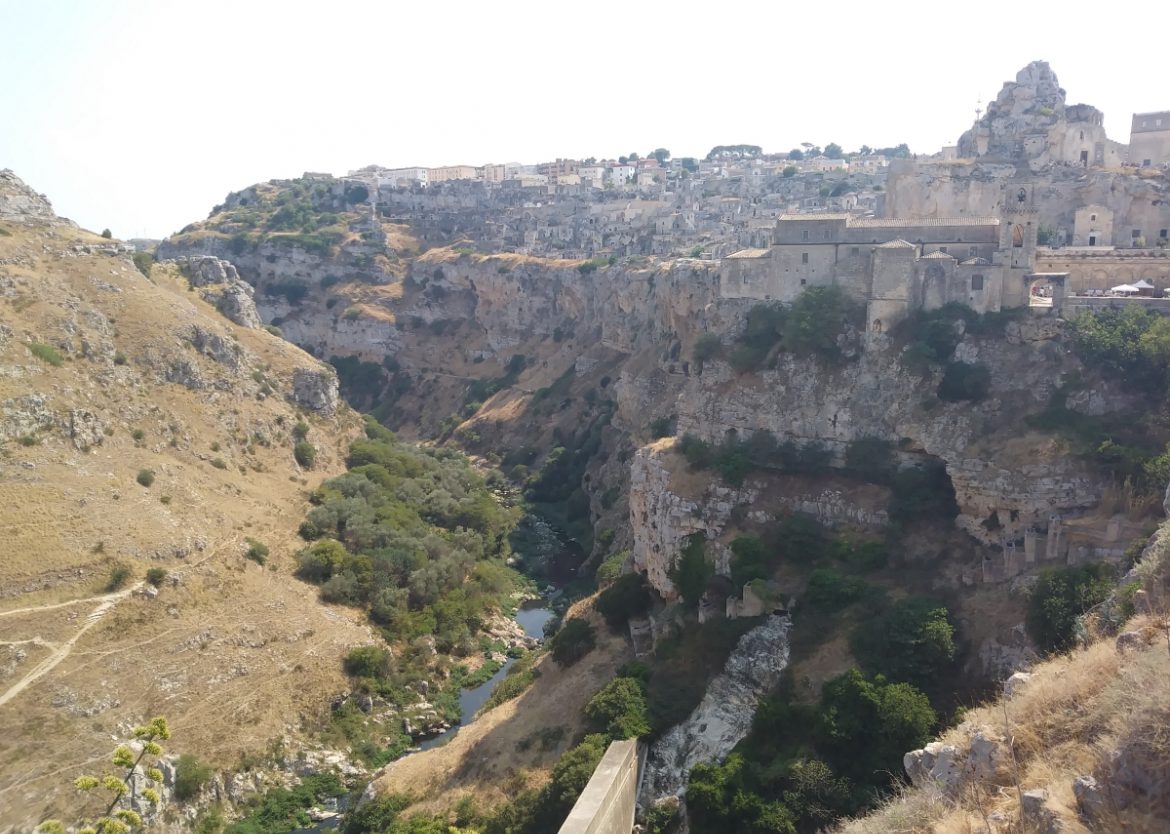 L'altopiano delle Murge a Matera durante il giorno
