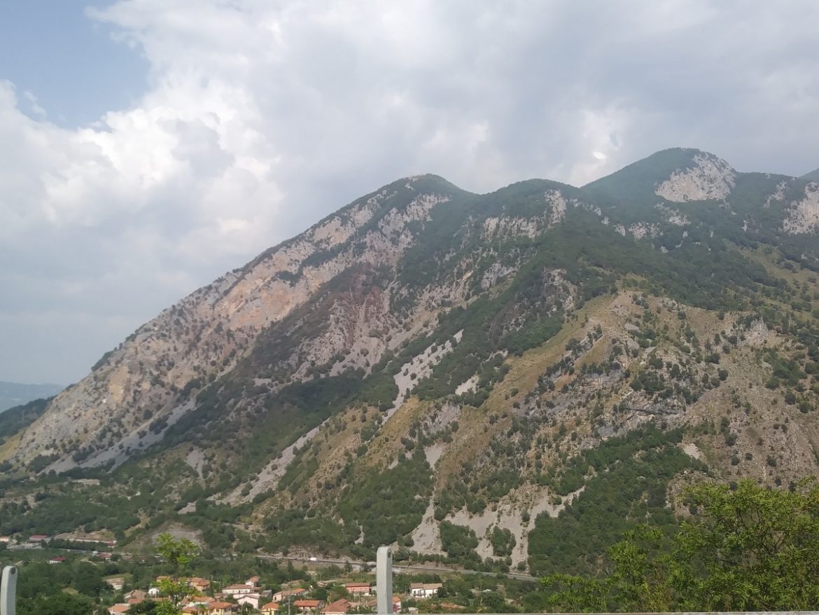 Le montagne vicino a Trecchina